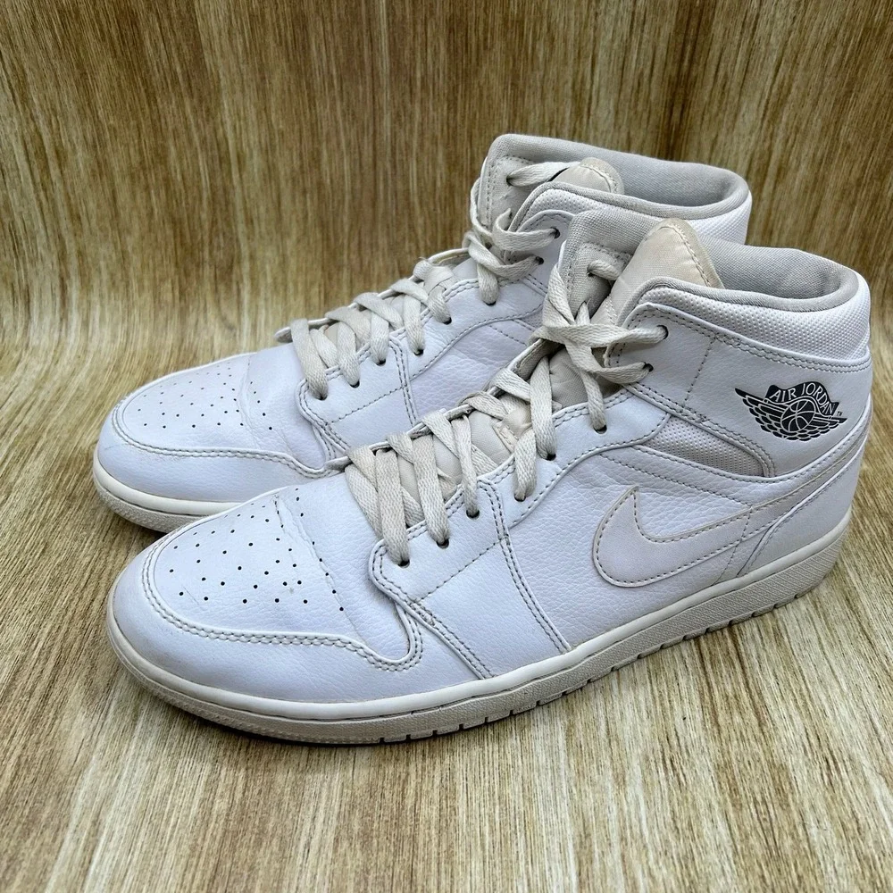 Nike Air Jordan 1 Mid Men's‎ Size 10.5 White Cool Grey Shoes Sneakers 554724-102